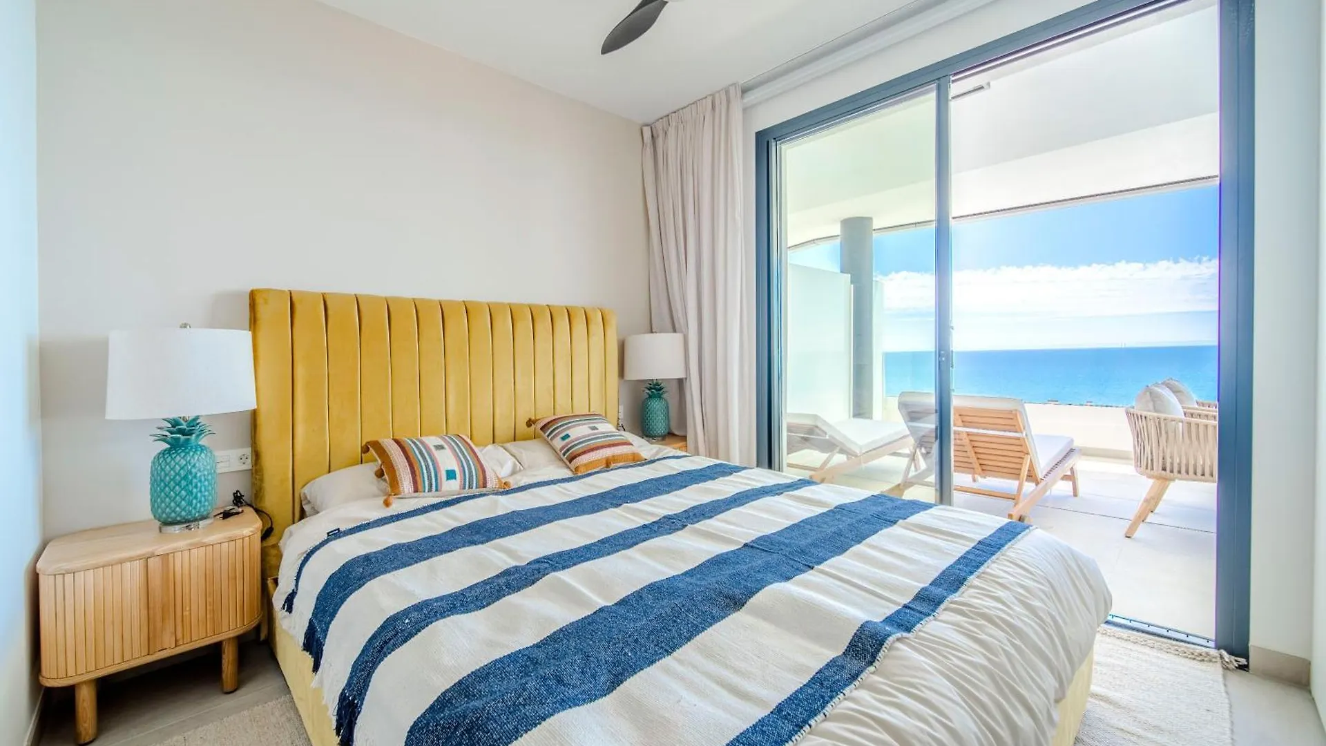 Sea Views Apartment Lucy Fuengirola